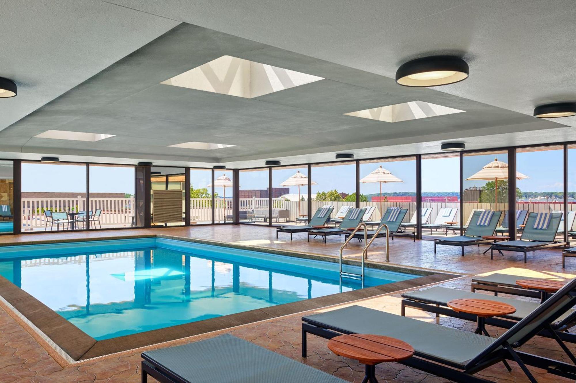 Delta Hotels By Marriott Muskegon Convention Center מראה חיצוני תמונה