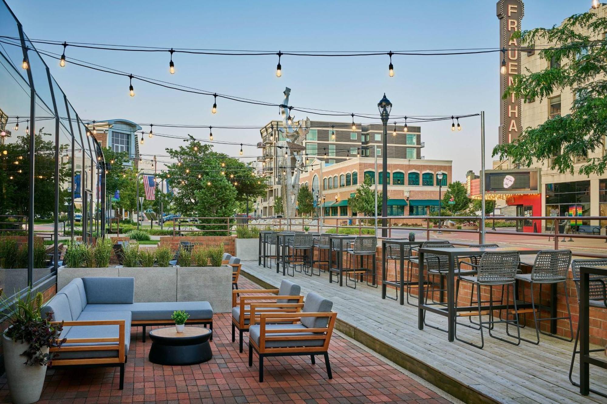 Delta Hotels By Marriott Muskegon Convention Center מראה חיצוני תמונה