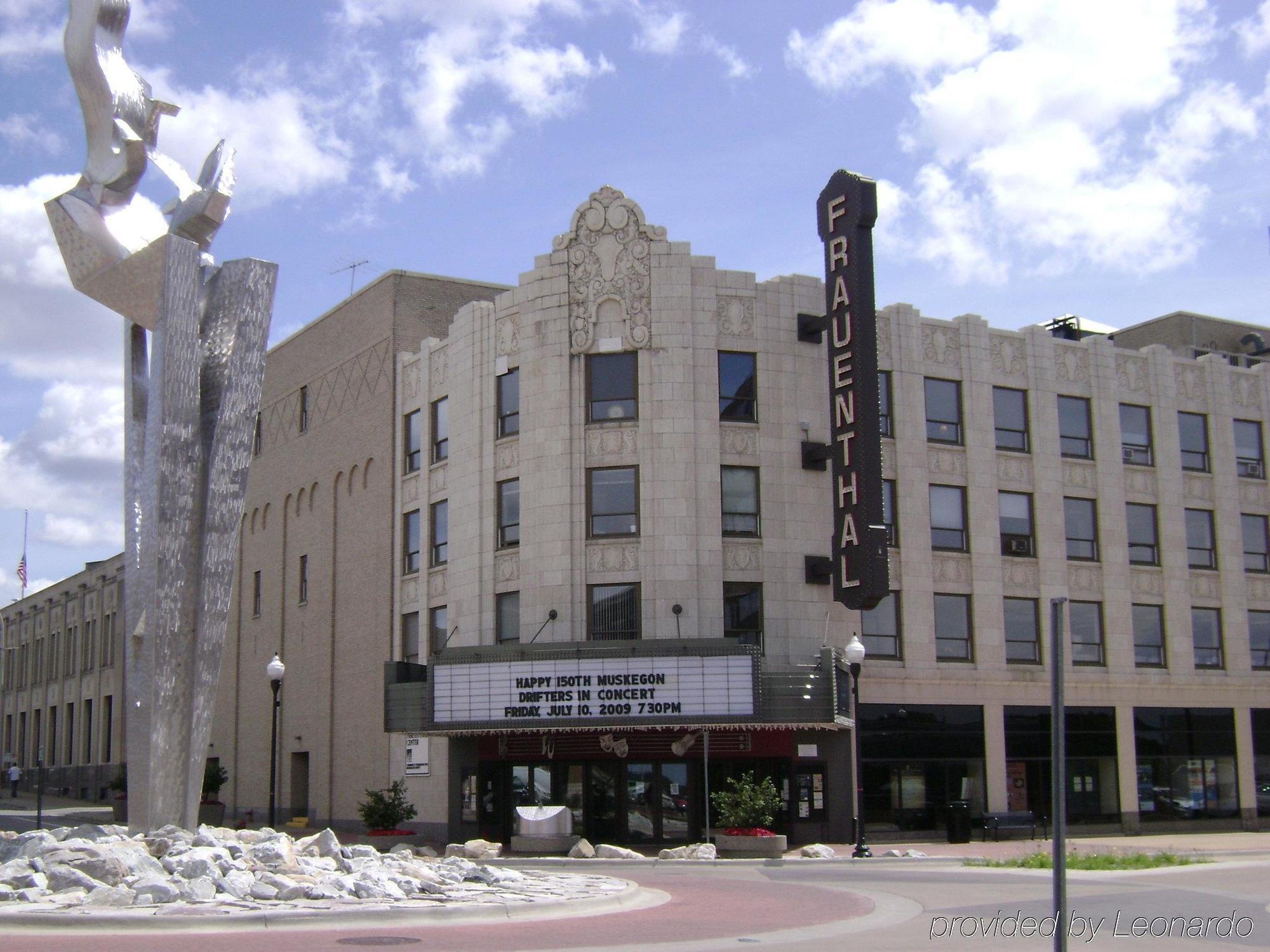 Delta Hotels By Marriott Muskegon Convention Center מראה חיצוני תמונה